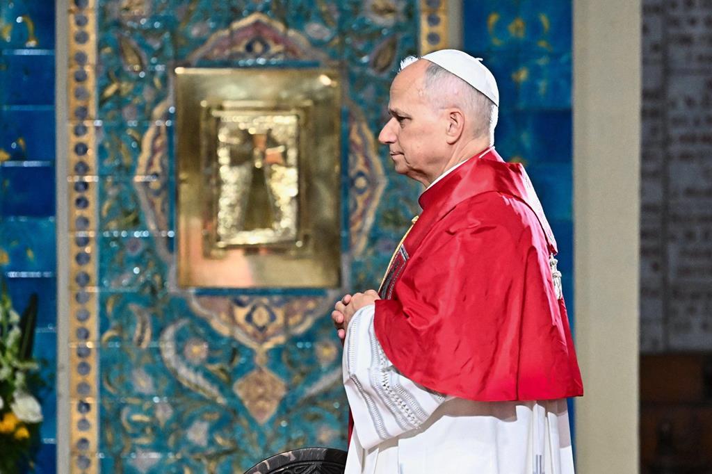 Papa na Argélia. “Sois herdeiros de uma tradição que remonta aos primeiros séculos do cristianismo". Foto: Luca Zennaro/EPA Papa na Argélia. “Sois herdeiros de uma tradição que remonta aos primeiros séculos do cristianismo". Foto: Luca Zennaro/EPA