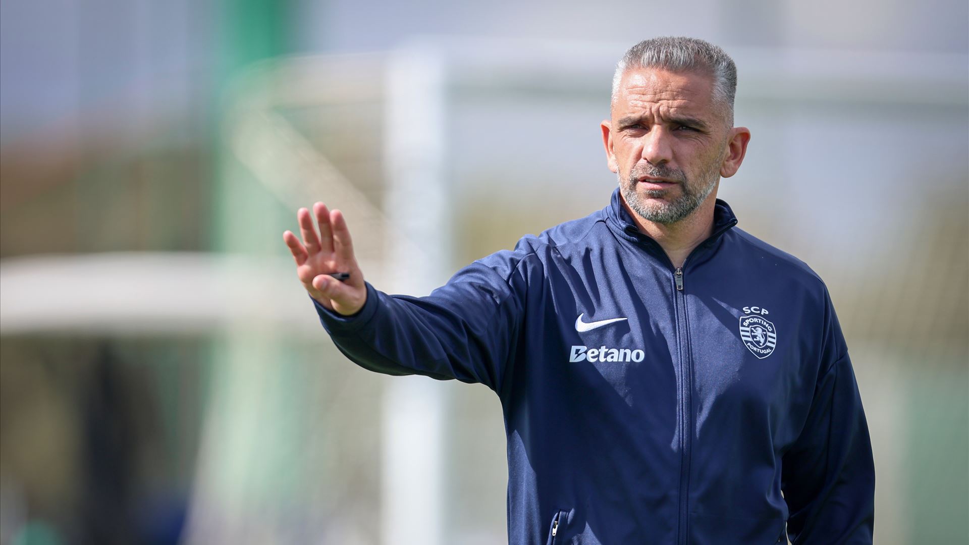 “Quando se perde, a primeira vítima é o treinador mas...