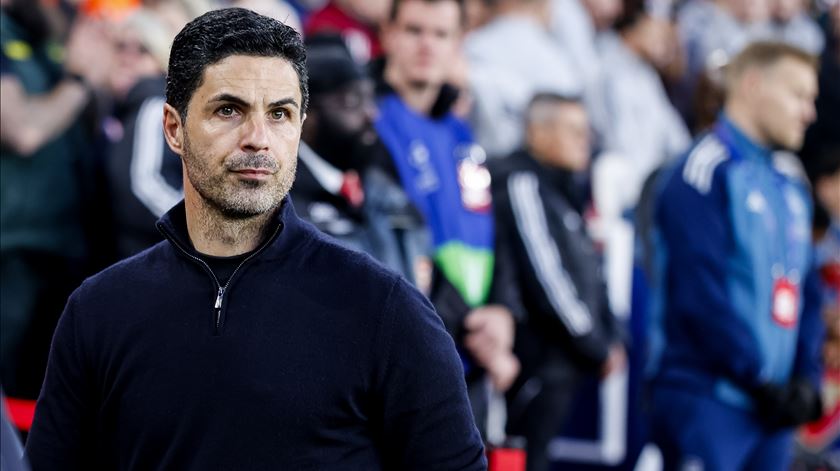 Arteta tem 536 dias na liderança da Premier League e zero títulos