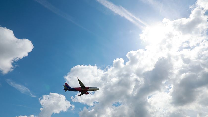 Agência Europeia da Aviação recomenda evitar espaço aéreo do Golfo