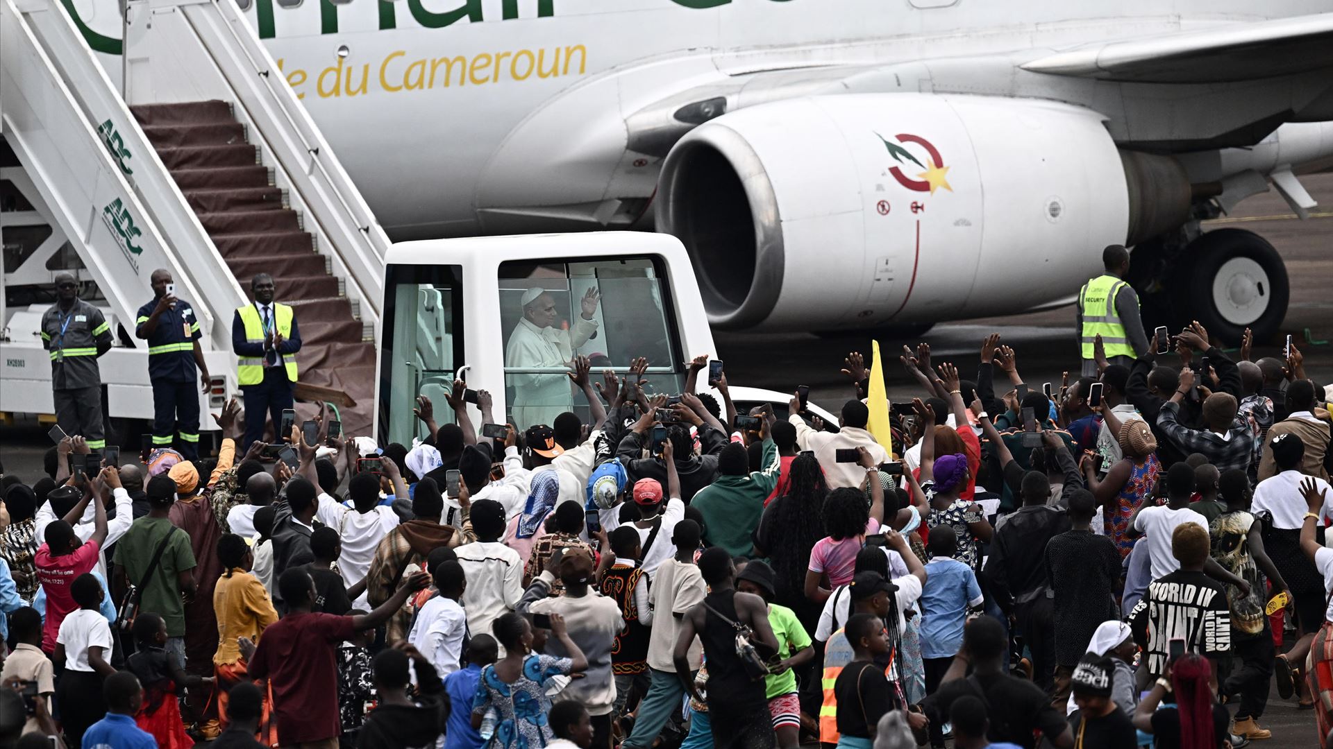 ? Papa Leão XIV nos Camarões: veja em direto a Santa Missa no 