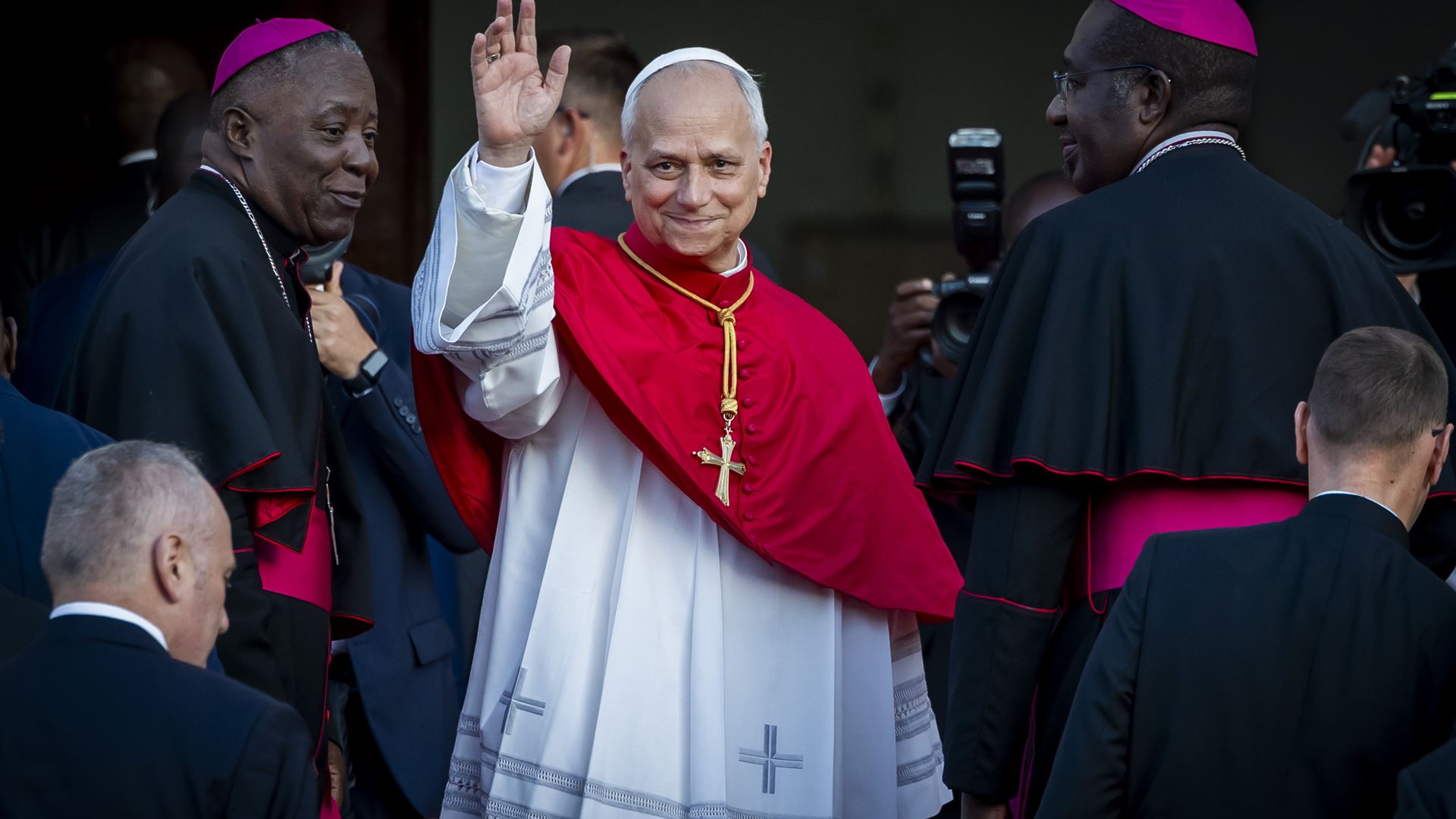 ? O adeus do Papa Leão XIV a África. Veja em direto a cerimónia de despedida