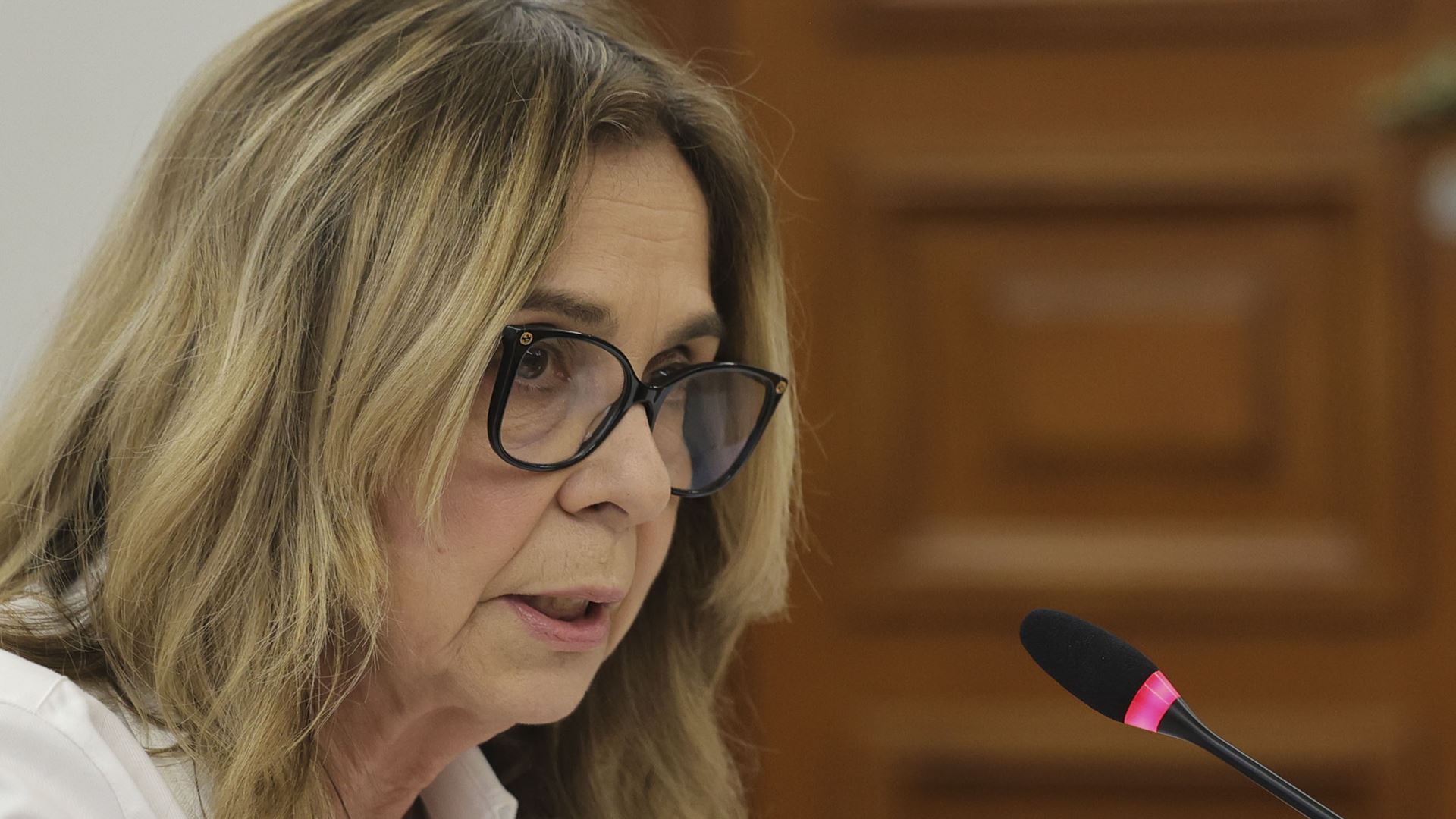 Ministra da Saúde admite falhas na gestão das greves do INEM mas não se demite