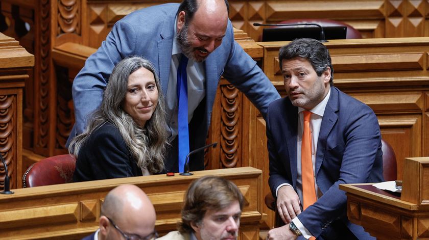 Chega quer alterar "identidade" da Constituição e admite esperar por PSD até 2027