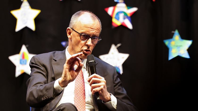 Chanceler alemão diz que EUA têm sido "humilhados" pelo Irão