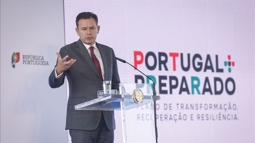 Vídeo. Montenegro apresenta PTRR: 22,6 mil milhões de euros para 96 medidas transformadoras