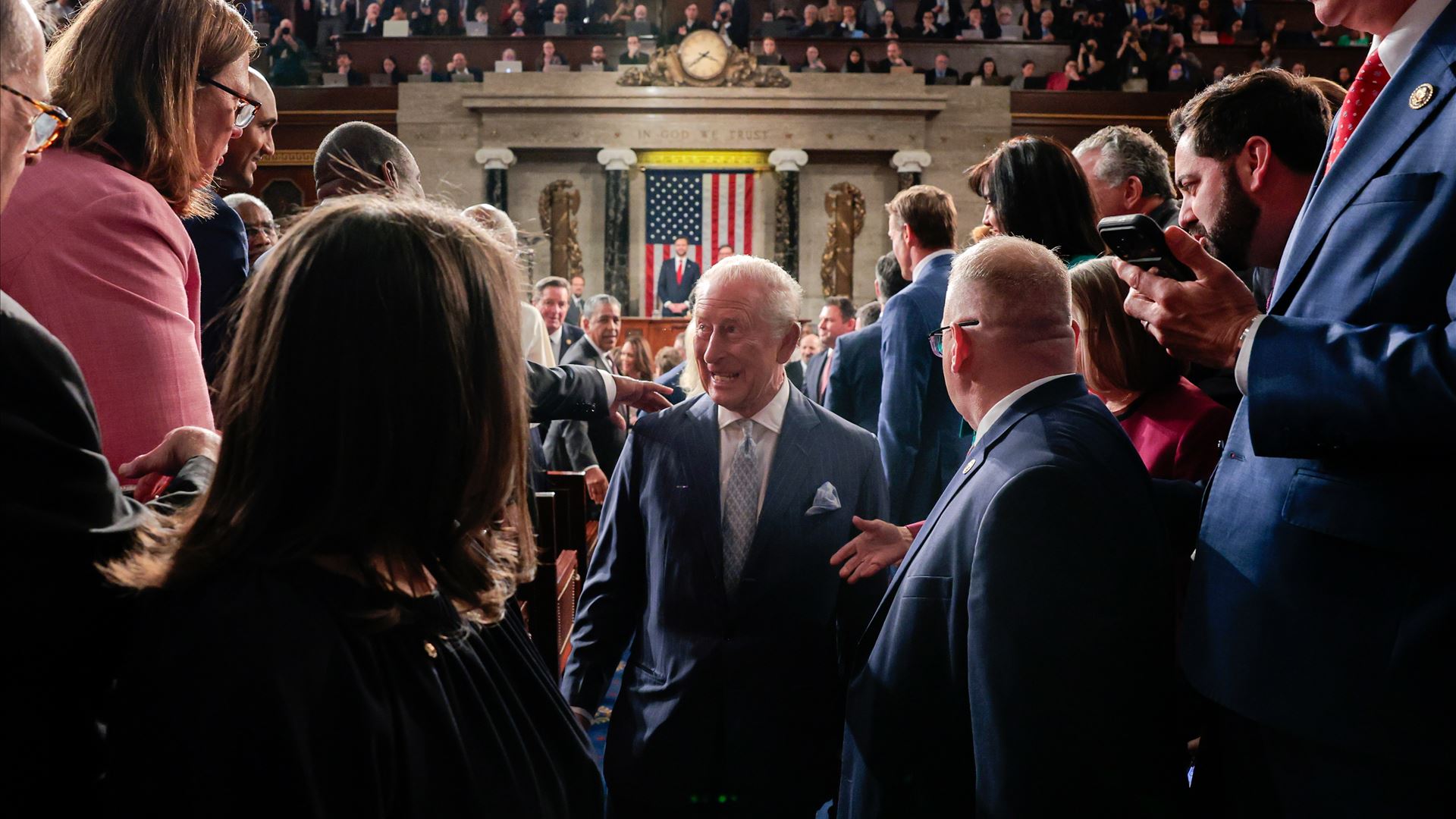 Rei Carlos III espera 