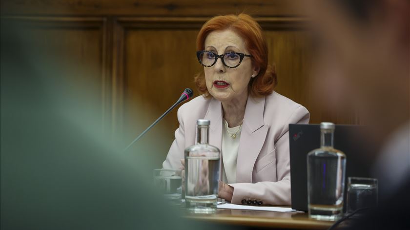 Governo quer reduzir para metade a dependência dos combustíveis fósseis em 8 anos