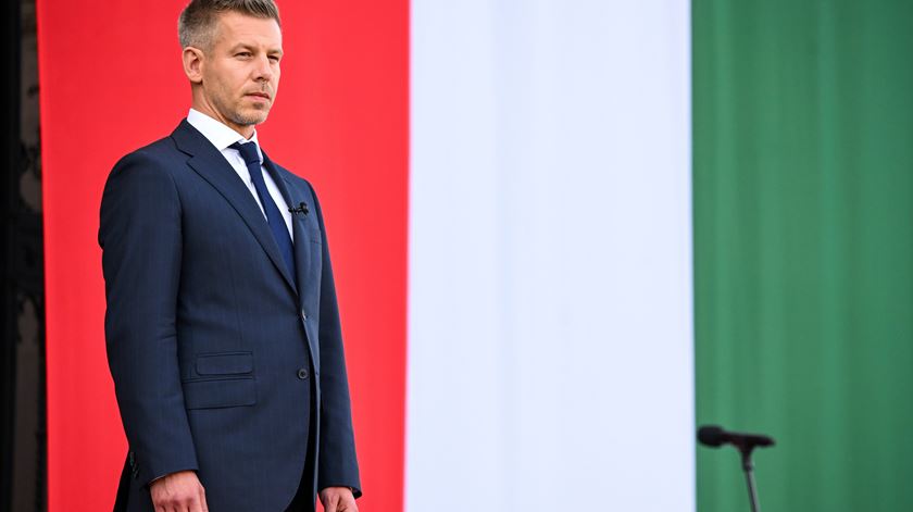 Magyar ameaça avançar com ação legal caso Presidente da Hungria recuse demitir-se
