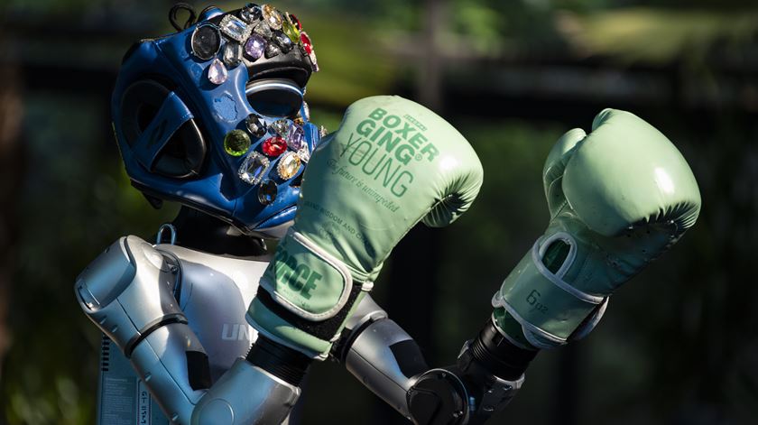 Quer lutar boxe com um robot ou vê-lo dançar K-Pop? Em Seul é possível
