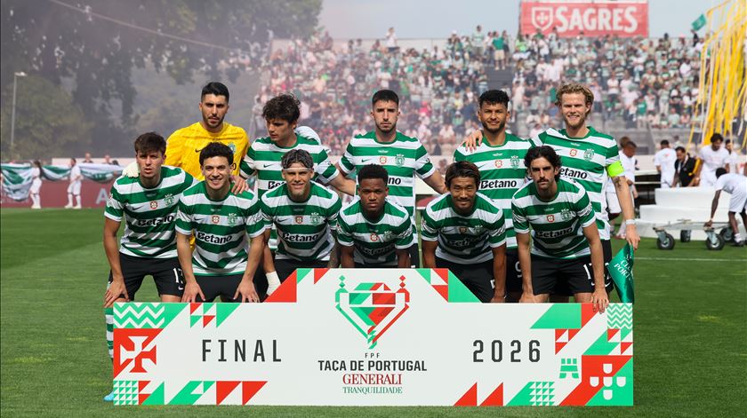 Pedro Gonçalves: "7 títulos e 6 finais perdidas. É triste ter tão poucos títulos" no Sporting Pedro Gonçalves: "7 títulos e 6 finais perdidas. É triste ter tão poucos títulos" no Sporting