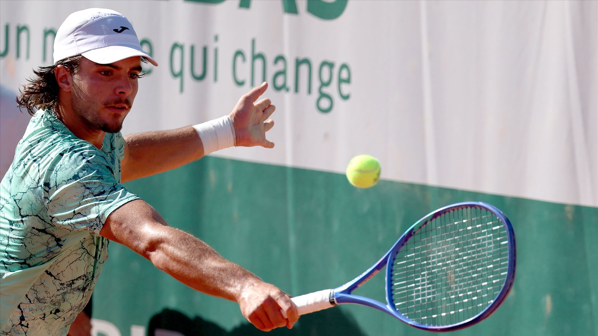 Jaime Faria supera ex-top 10 na primeira vitória em Roland Garros e está na 2ª ronda