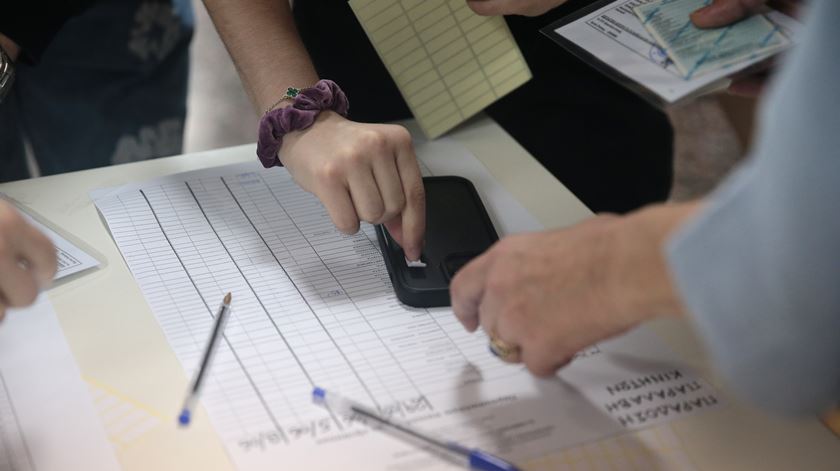 Diretores escolares desiludidos com processo de classificação de exames Diretores escolares desiludidos com processo de classificação de exames