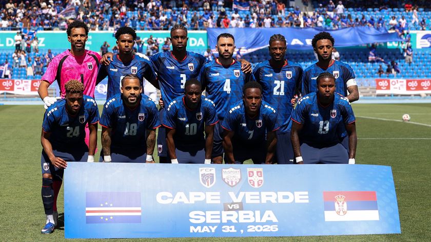 De Cabo Verde para o mundo: ‘tubarões azuis’ estreiam-se no Mundial contra os campeões da Europa