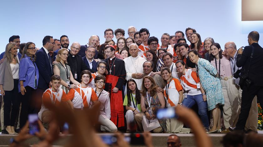 Papa despede-se de Madrid em encontro com voluntários.. Foto: Javier Lizon / Pool/EPA