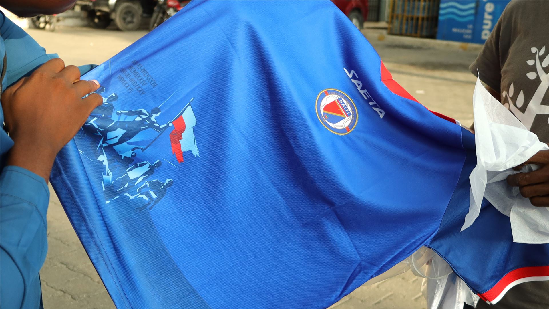 Haiti obrigado a alterar camisola do Mundial por alusão a ba