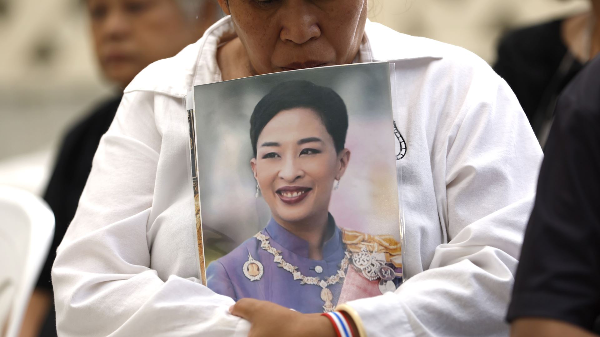 Morre aos 47 anos princesa Bajrakitiyabha da Tailâ