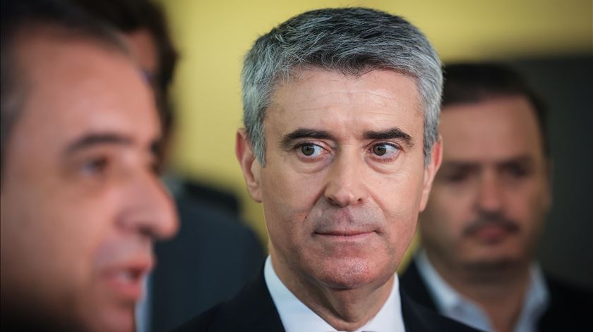 Carneiro diz que acordo sobre PSU protege vulneráveis e rejeita cálculos partidários
