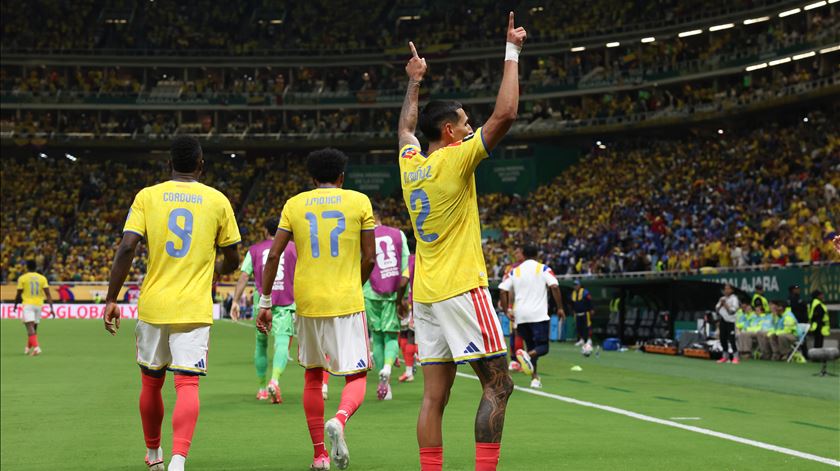 Colômbia vence o Congo e dificulta as contas portuguesas na passagem às eliminatórias Colômbia vence o Congo e dificulta as contas portuguesas na passagem às eliminatórias