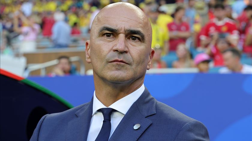 FPF oficializa saída de Roberto Martínez da seleção nacional FPF oficializa saída de Roberto Martínez da seleção nacional