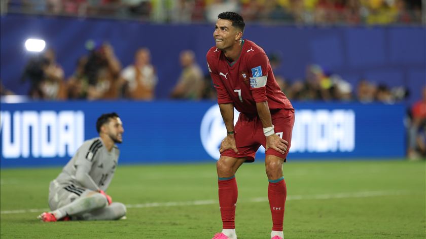 Os problemas e as questões da seleção portuguesa só parecem aumentar de jogo para jogo