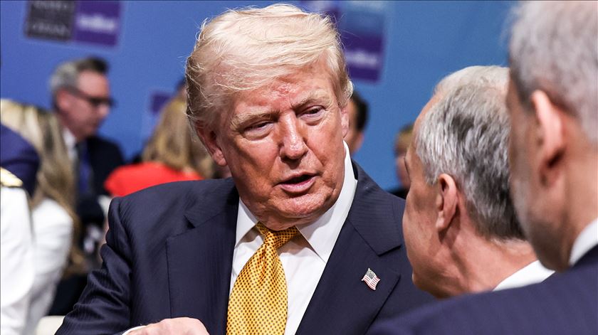 Jornalistas do New York Times intimados por reportagem sobre avião presidencial de Trump