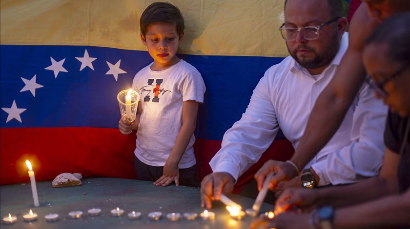 "A terra continua a tremer para eles". Vítimas dos sismos na Venezuela com stress pós-traumático