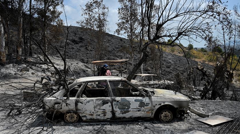 ​Já identificadas nove das vítimas mortais do incêndio 