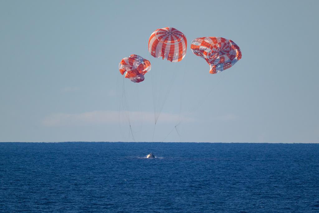 Daqui à Lua e da Lua até aqui: astronautas da missão Artemis II regressam à Terra Daqui à Lua e da Lua até aqui: astronautas da missão Artemis II regressam à Terra