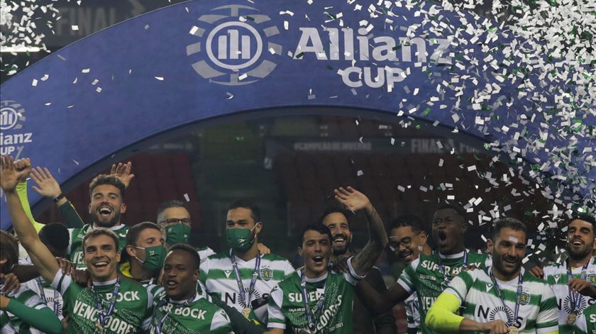 Rúben Amorim. Conquista da Taça da Liga "dá confiança" para a luta pelo campeonato Rúben Amorim. Conquista da Taça da Liga "dá confiança" para a luta pelo campeonato