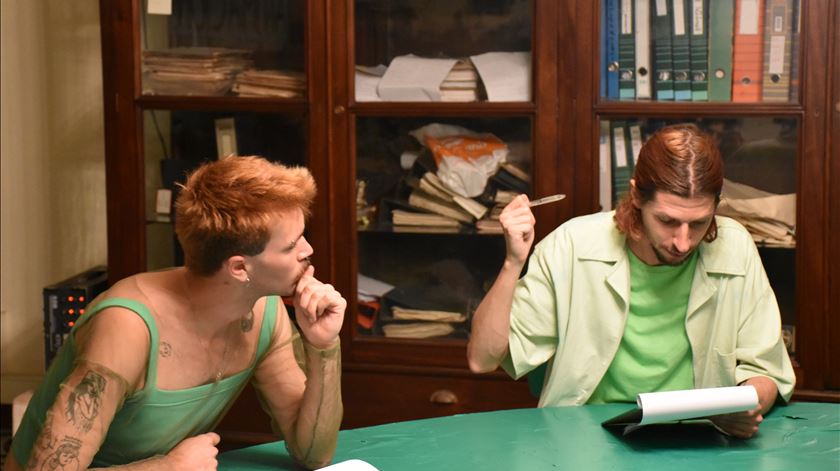 Uma chamada de emergência para a falta de segurança pública. Espetáculo do TUP estreia esta quinta-feira