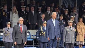 Marcelo apela à união e ao reforço das Forças Armadas na despedida militar em Braga
