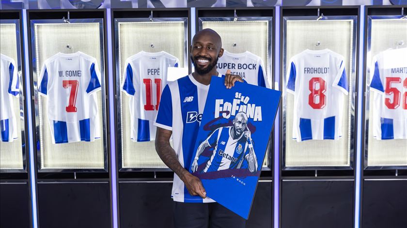 FC Porto oficializa regresso de Seko Fofana por empréstimo