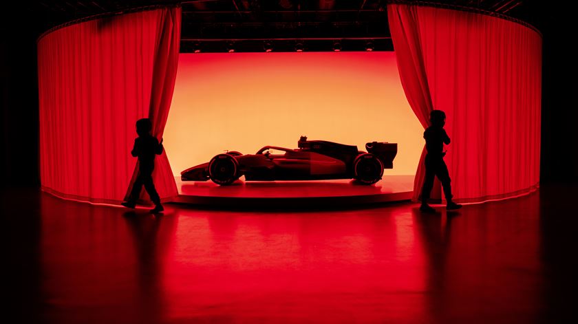 A F1 também tem pré-época: o calendário dos novos carros, dos testes de 2026 e de "Drive to Survive"