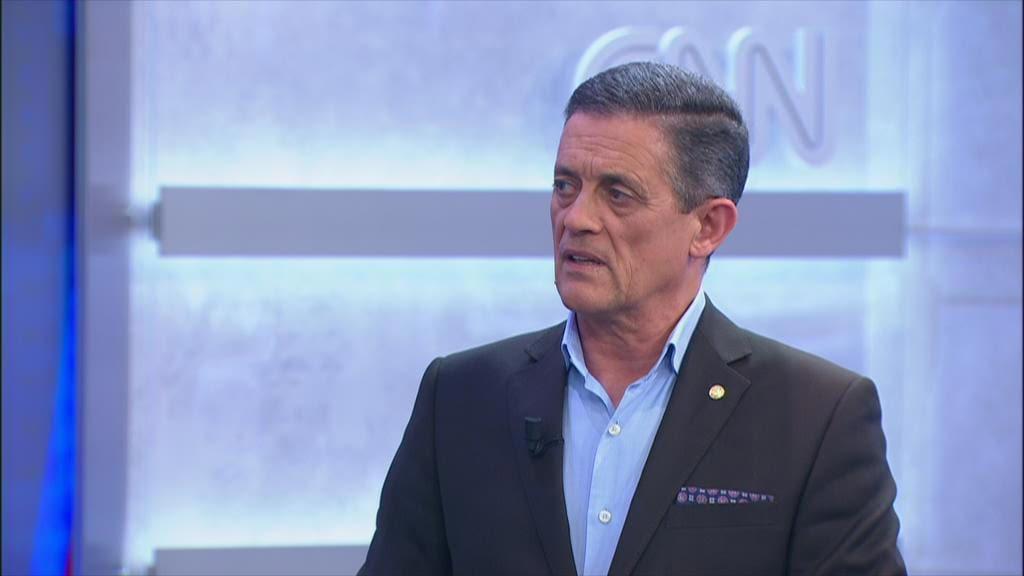 Ouça a entrevista ao major-general Isidro Morais Pereira