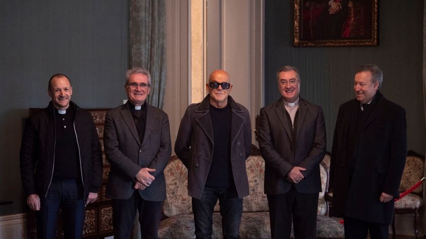 Bispo do Porto encontrou-se com Pedro Abrunhosa