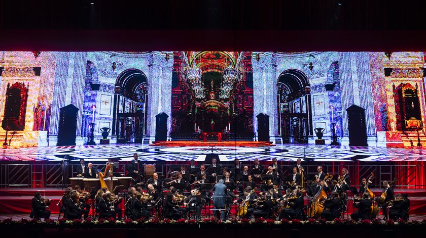 85 ANOS RR - Palco DR: André Dias Nobre 85 ANOS RR - Palco DR: André Dias Nobre