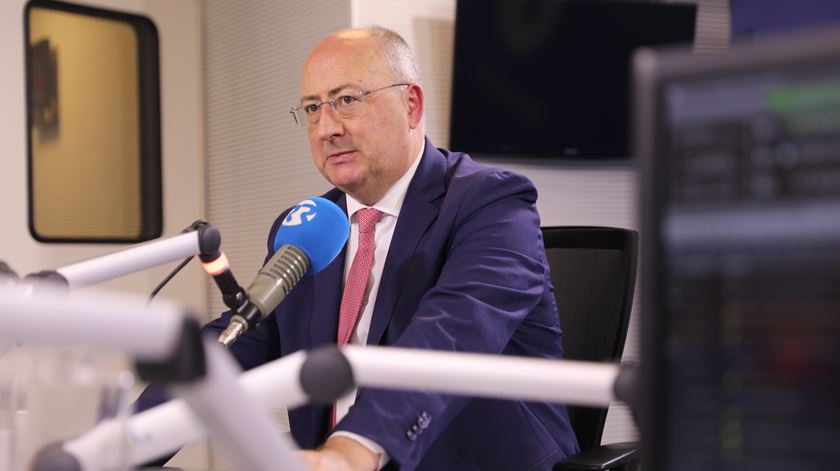 Ministro da Agricultura perguntou se Gouveia e Melo têm cursos de posições presidenciais Ministro da Agricultura perguntou se Gouveia e Melo têm cursos de posições presidenciais