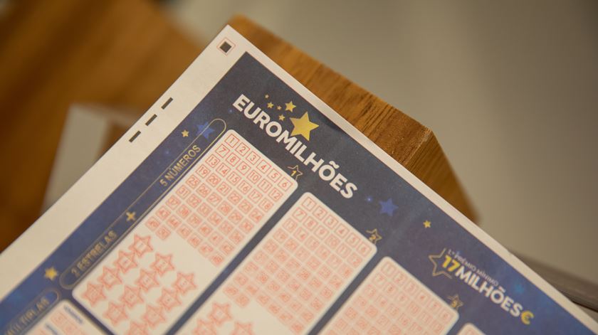 Euromilhões desta terça-feira: Saiba se ganhou o jackpot de 214 milhões