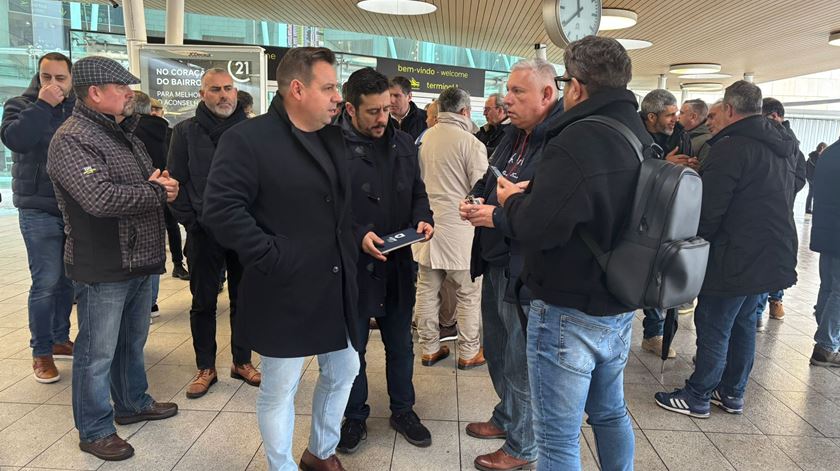 Polícias voltam a marcar plenário no Aeroporto de Lisboa na Páscoa
