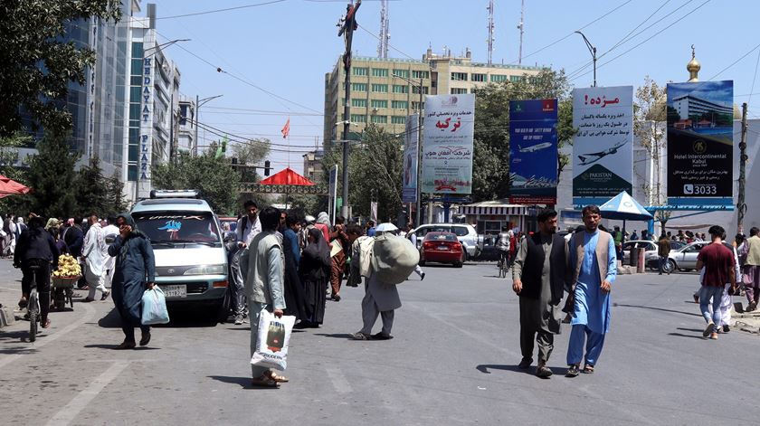 Dois mortos e 11 feridos em ataque suicida à embaixada russa no Afeganistão