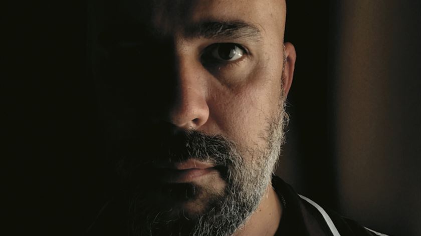 ​Afonso Cruz: “As pessoas continuam a ter receio de gastar dinheiro” com livros