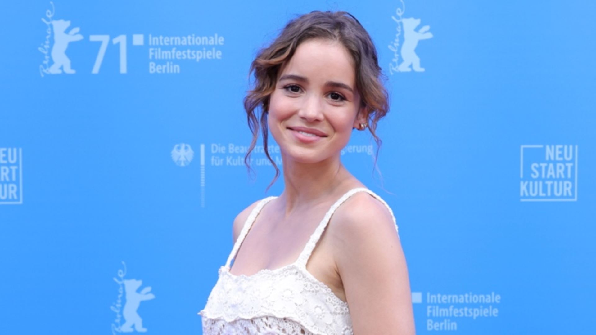 Atriz Alba Baptista no elenco de filme 