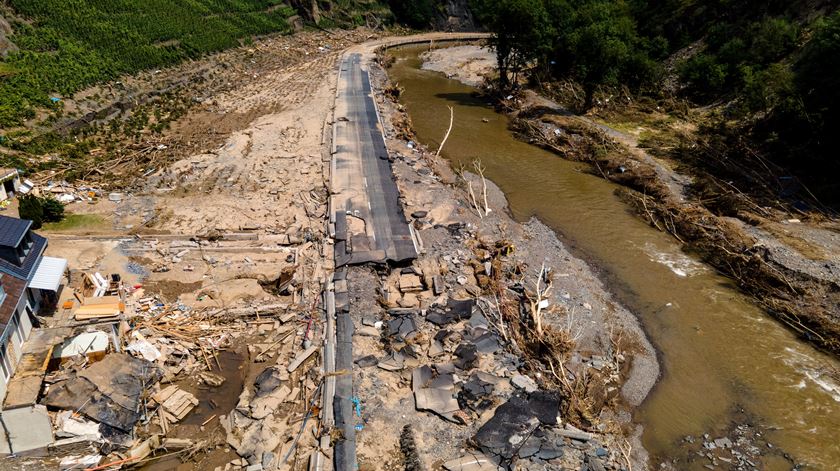Destruição na Alemanha.Foto: Friedemann Vogel/EPA