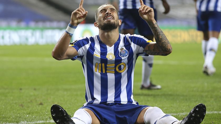 Alex Telles, FC Porto. Foto: Manuel Fernando Araújo/Lusa