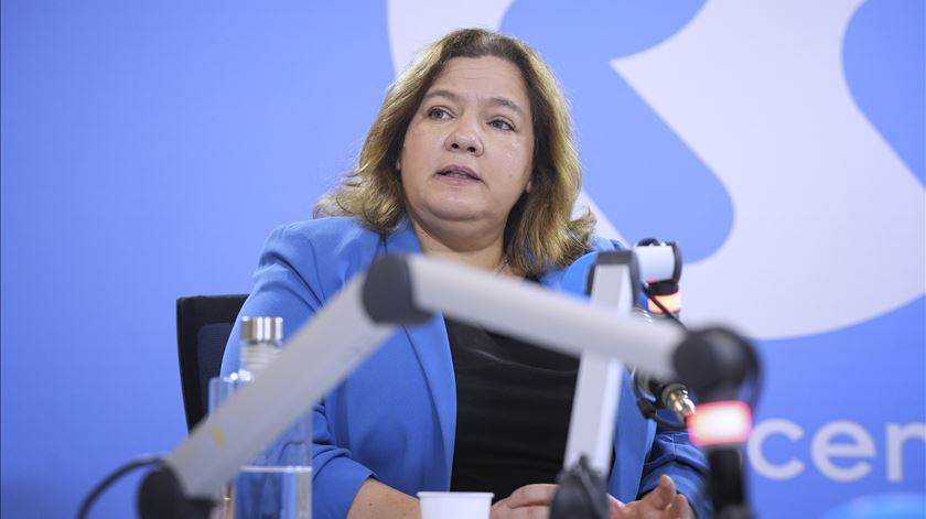 Alexandra Leitão: caso da venda de cursos em escolas "tem de ser totalmente esclarecido"
