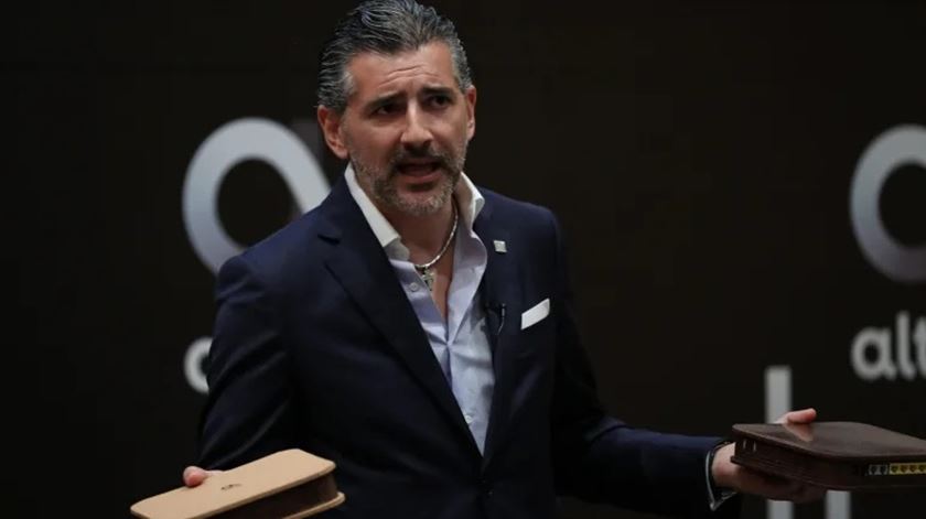 Ex-CEO da Altice constituído arguido na Operação Picoas Ex-CEO da Altice constituído arguido na Operação Picoas