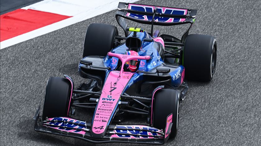 Alpine A525, carro de 2025 de Pierre Gasly e Jack Doohan (na imagem). Foto: Pirelli