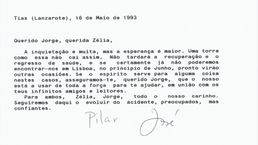 Notas de Saramago sobre “Memorial do Convento” entre documentos entregues à Biblioteca Nacional