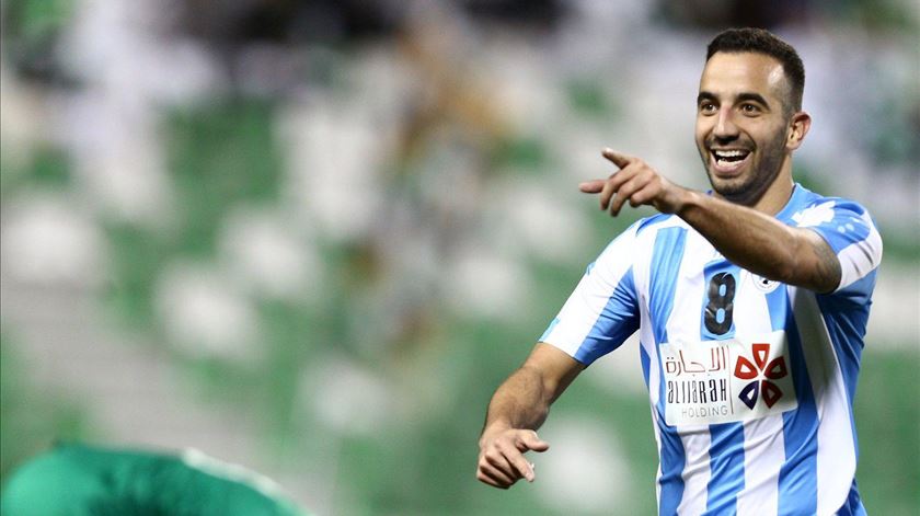 ​“Bebíamos canecas de café preto e ficávamos horas a falar da vida”: ligámos ao último treinador de Amorim no Qatar